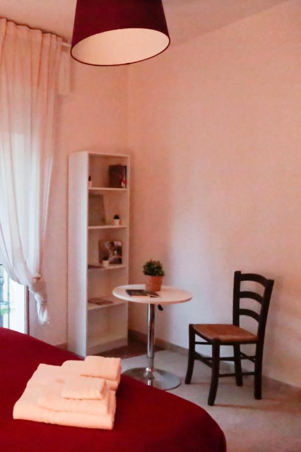 Apartament La Maddalena Piza Zewnętrze zdjęcie